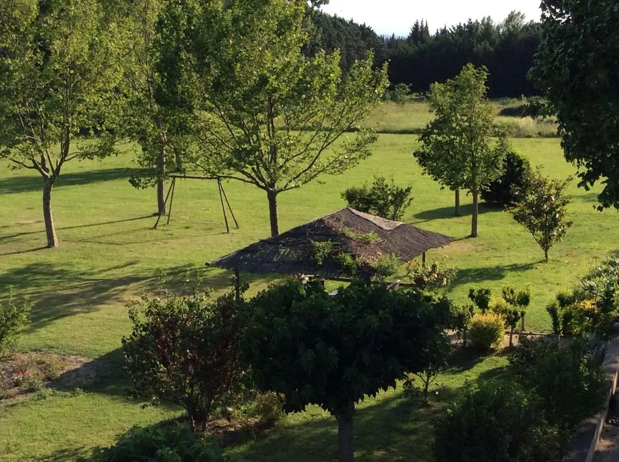 La Bergerie De Castellan Bed & Breakfast Verquieres