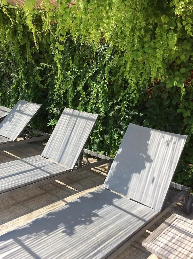 La Bergerie De Castellan Bed & Breakfast Verquieres 0*,